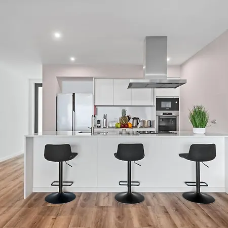 Oceanfront Elegance Madeira Retreat * Câmara de Lobos