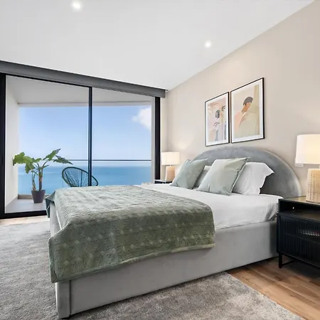 Oceanfront Elegance Madeira Retreat Câmara de Lobos