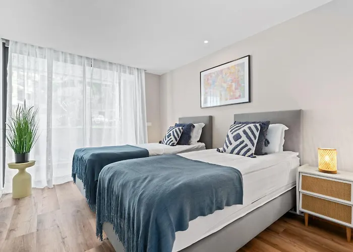 Oceanfront Elegance Madeira Retreat