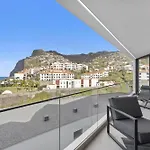 Oceanfront Elegance Madeira Retreat Appartement