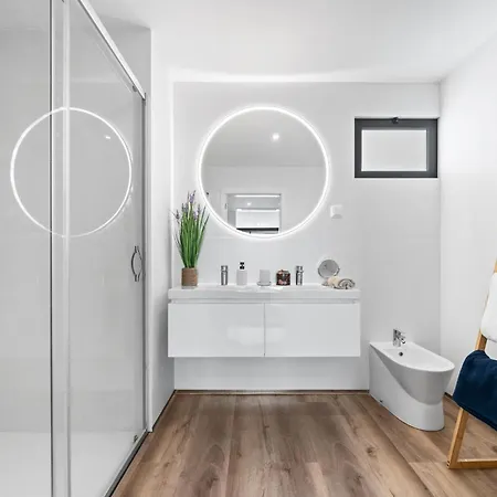 Apartamento Oceanfront Elegance Madeira Retreat *