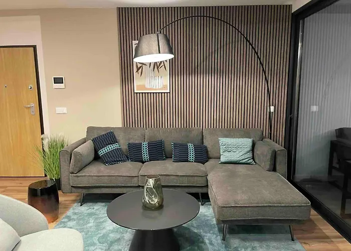 Oceanfront Elegance Madeira Retreat